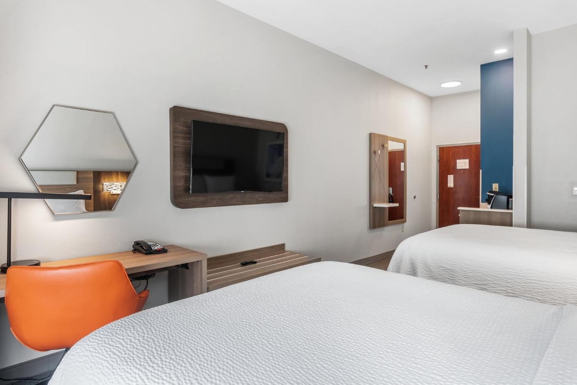Holiday Inn Express & Suites Maumelle By Ihg Exterior photo