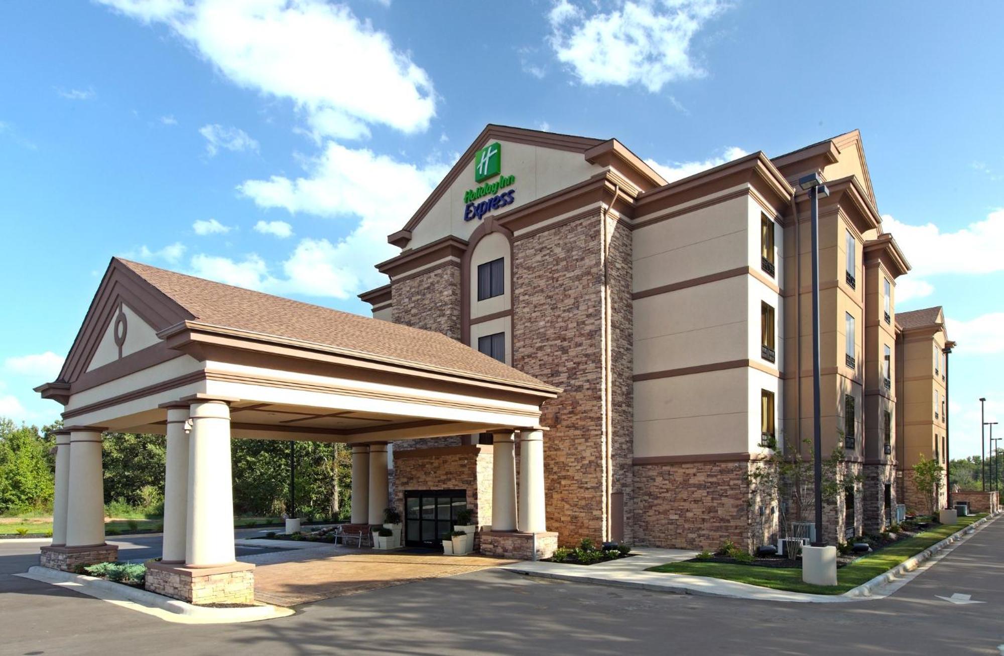 Holiday Inn Express & Suites Maumelle By Ihg Exterior photo
