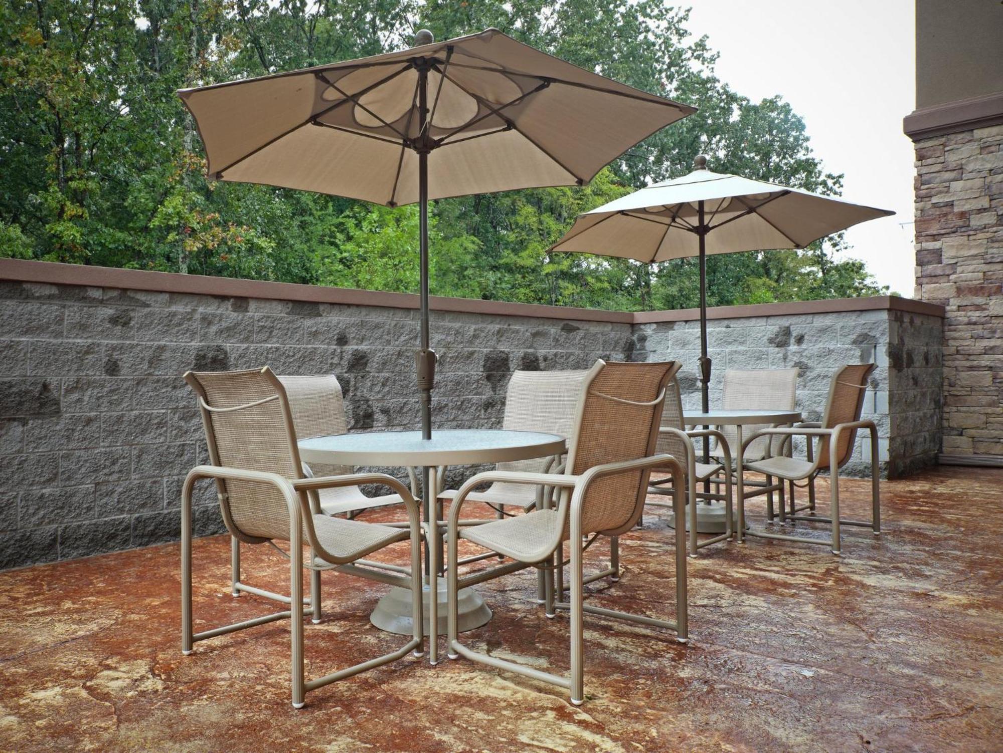 Holiday Inn Express & Suites Maumelle By Ihg Exterior photo